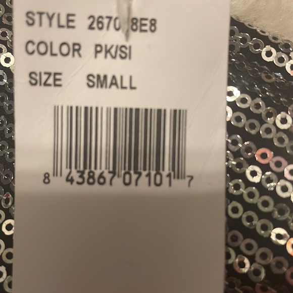 LOVE REIGN - NWT Ombré Metallic gold, rose gold and Silver Sequin, V-neck dress - Picture 12 of 12